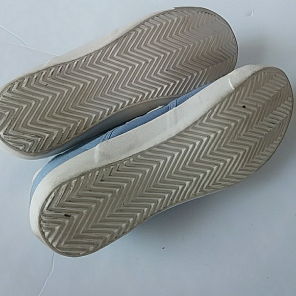 New balance sneakers size 7 - Picture 6 of 8